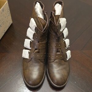 NwT Musse & Cloud Brown Leather Ankle Boots